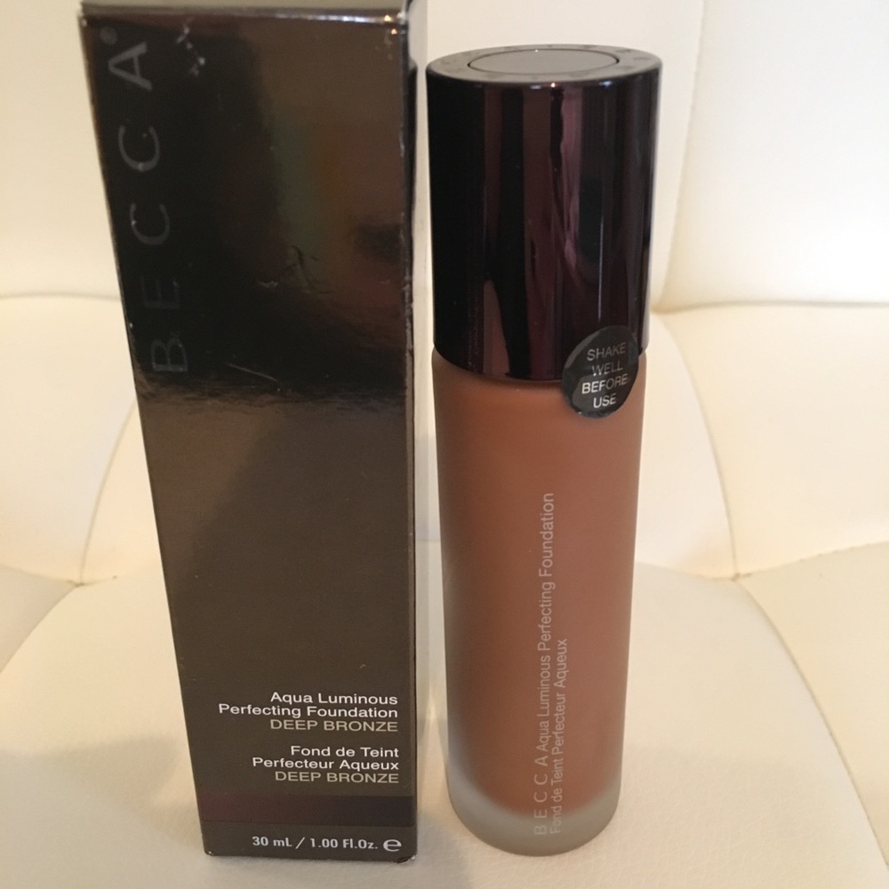 BECCA Aqua Luminous Foundation Deep Bronze